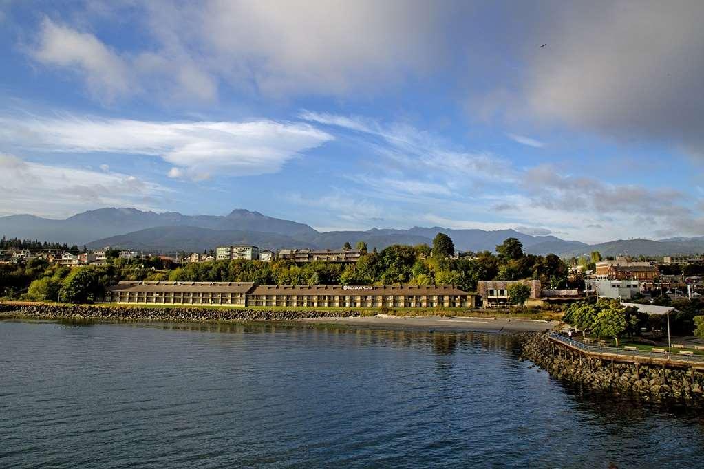 Red Lion Hotel Port Angeles Harbor Exterior photo