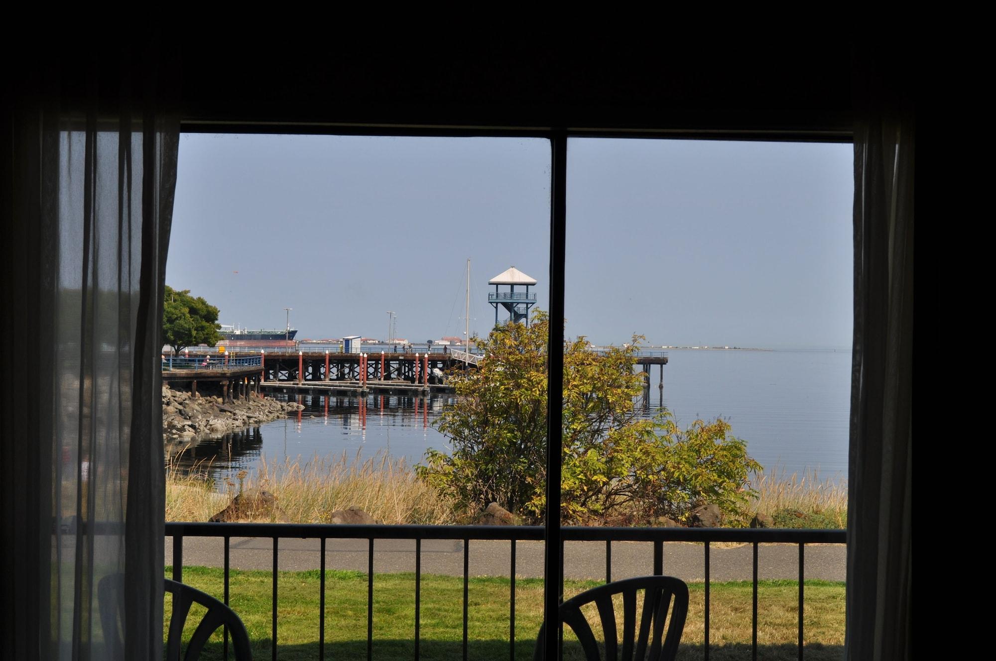Red Lion Hotel Port Angeles Harbor Exterior photo