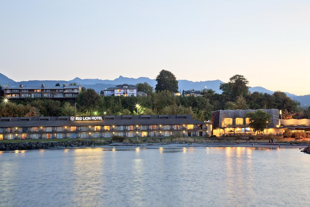 Red Lion Hotel Port Angeles Harbor Exterior photo